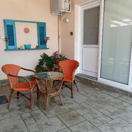 Oceanides Aparthotel Kourouta