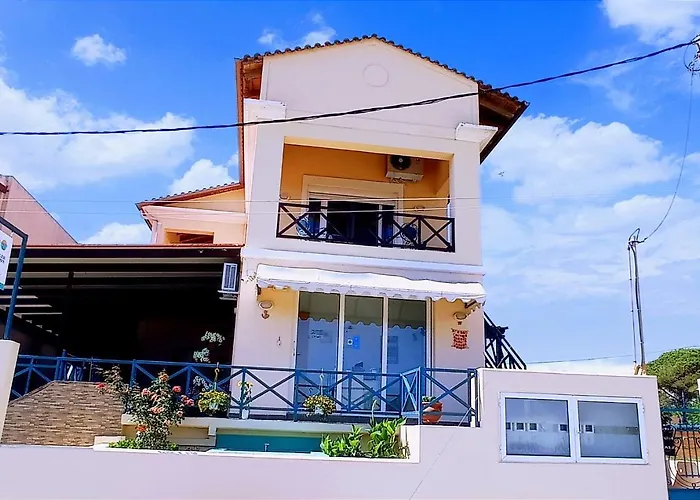 Oceanides Apart Otel Kourouta