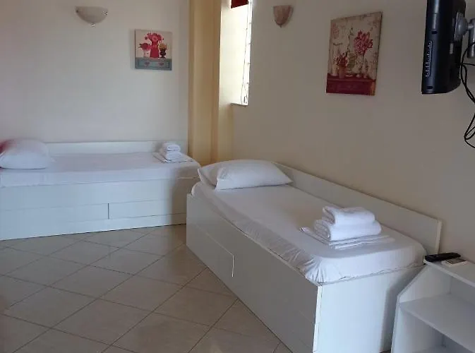 Apart Otel Oceanides 3*