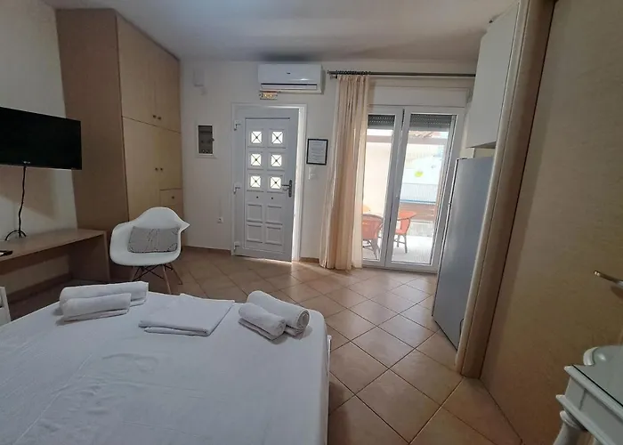 Apart Otel Oceanides Kourouta
